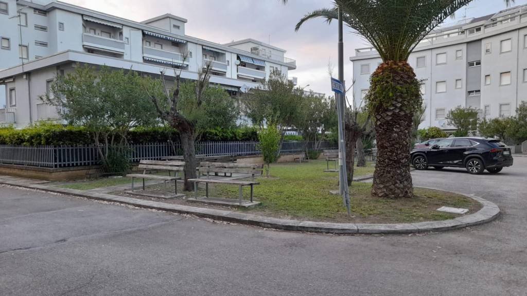 appartamento in vendita a Vasto in zona Marina