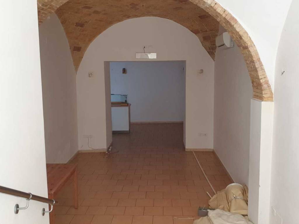 negozio in vendita a Vasto