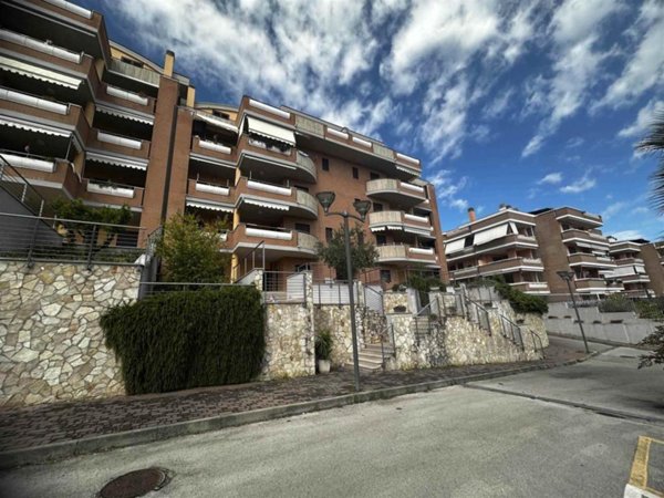 appartamento in vendita a Vasto in zona Marina