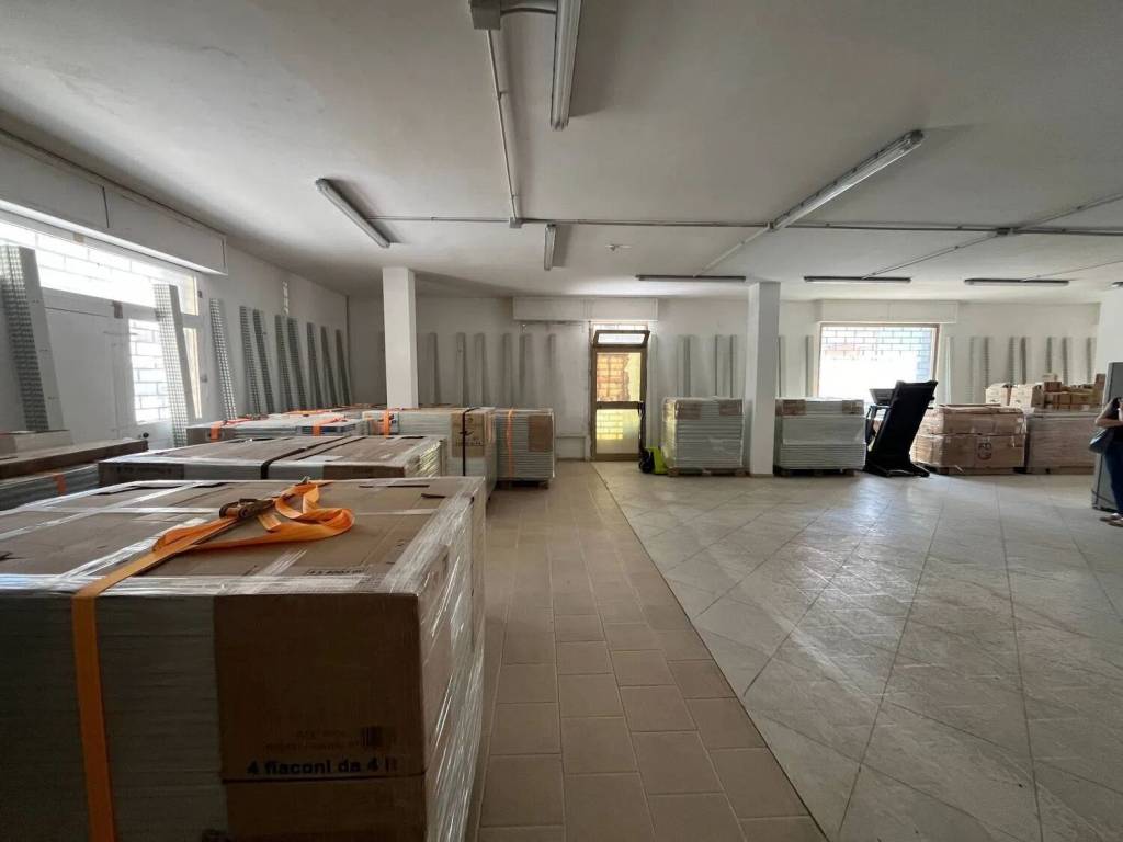 negozio in vendita a Vasto