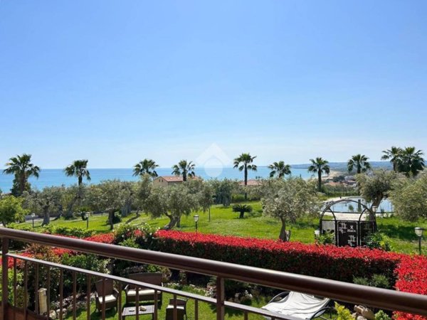 appartamento in vendita a Vasto in zona Marina