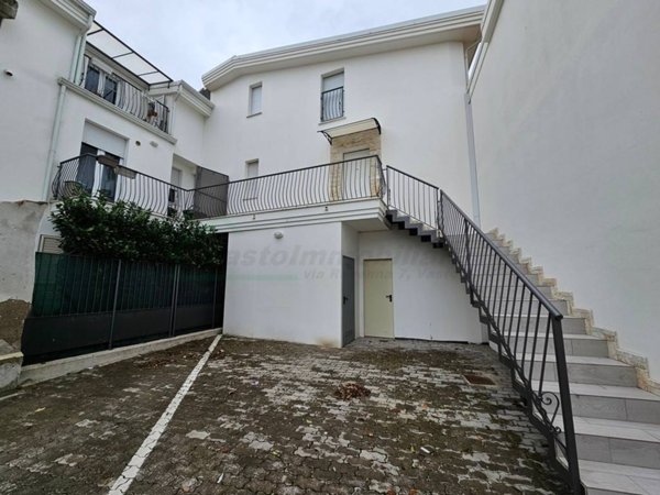 casa indipendente in vendita a Vasto in zona Incoronata