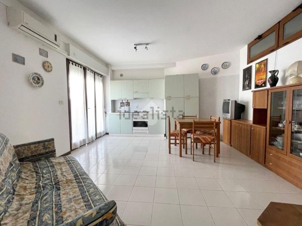 appartamento in vendita a Vasto in zona Marina