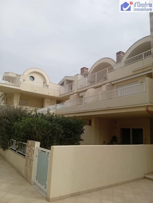 appartamento in vendita a Vasto in zona Marina