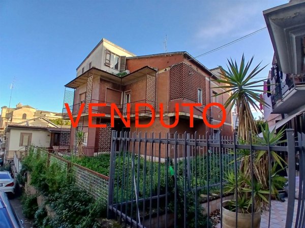 casa indipendente in vendita a Vasto