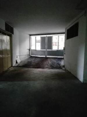 locale di sgombero in vendita a Vasto