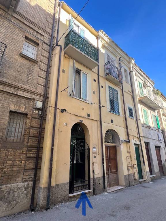 casa indipendente in vendita a Vasto