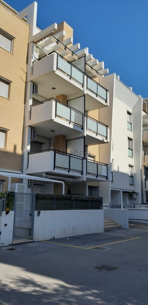 appartamento in vendita a Vasto in zona Marina