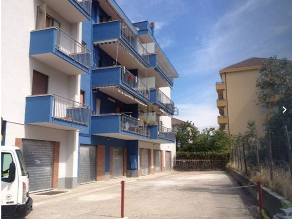 locale commerciale in vendita a Vasto