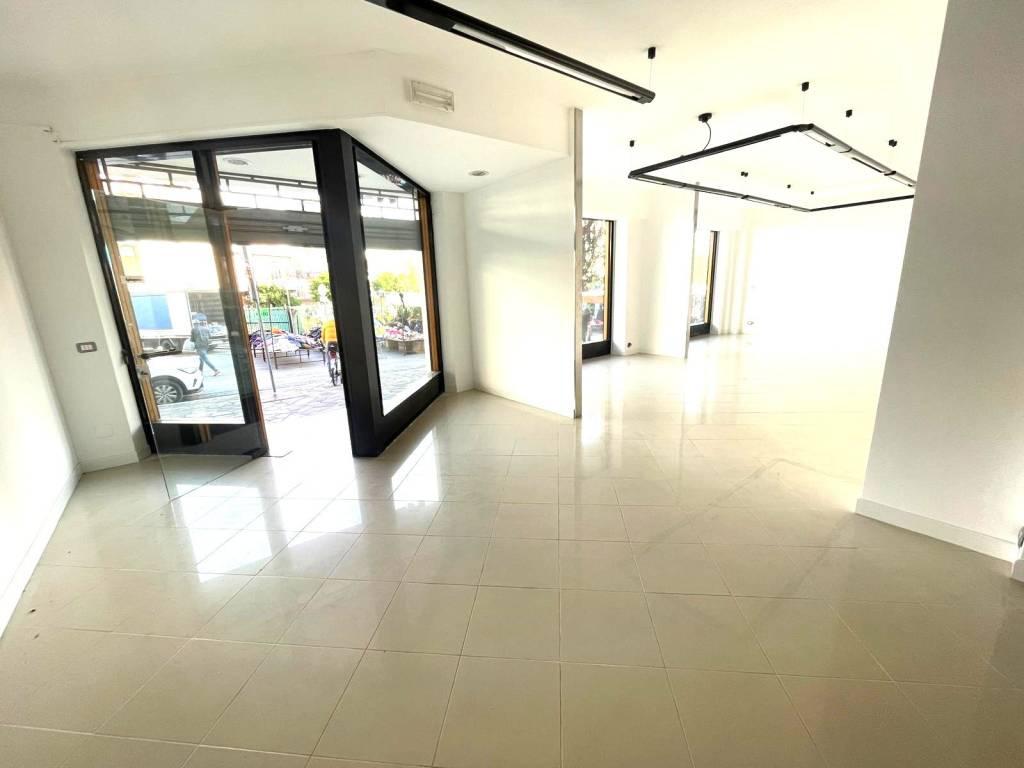 negozio in vendita a Vasto