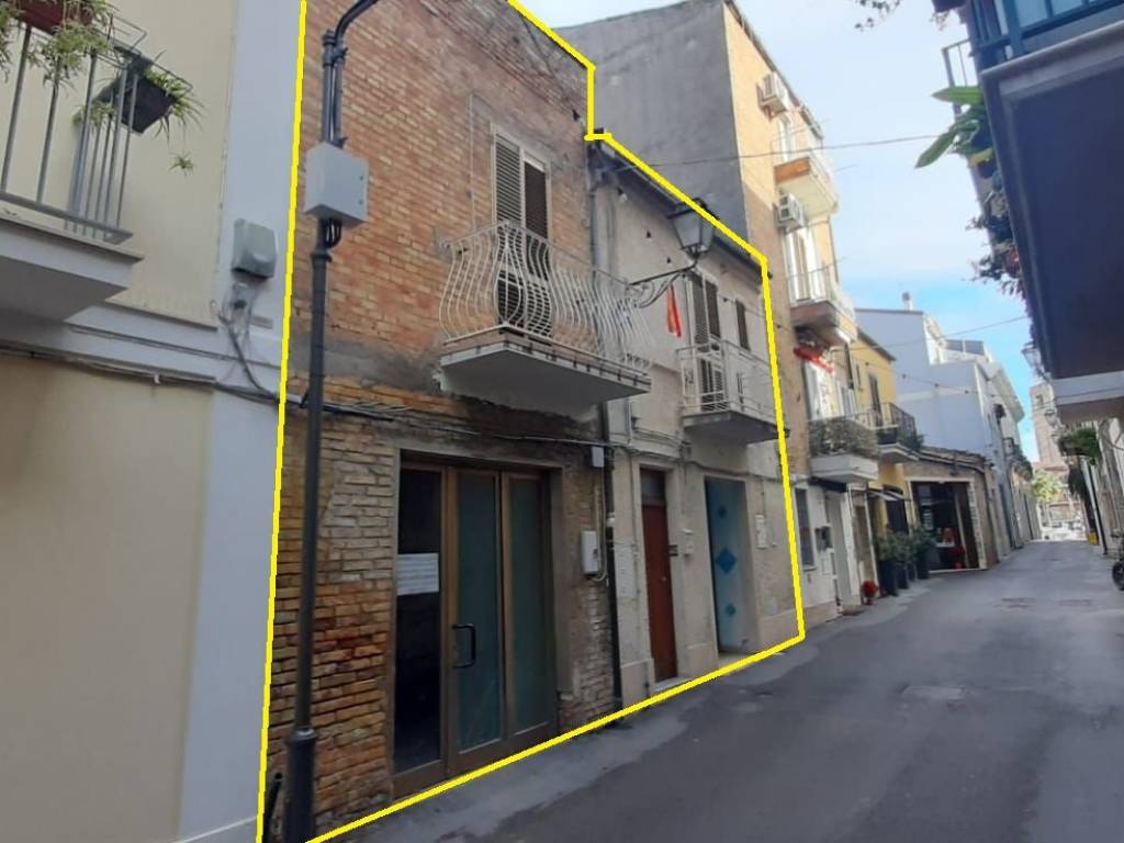 casa indipendente in vendita a Vasto