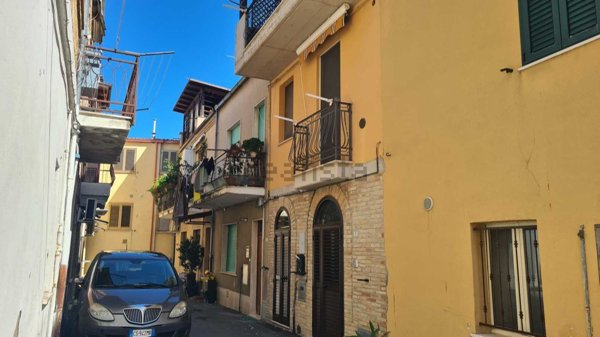 casa indipendente in vendita a Vasto