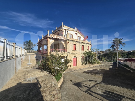 casa indipendente in vendita a Vasto in zona Incoronata