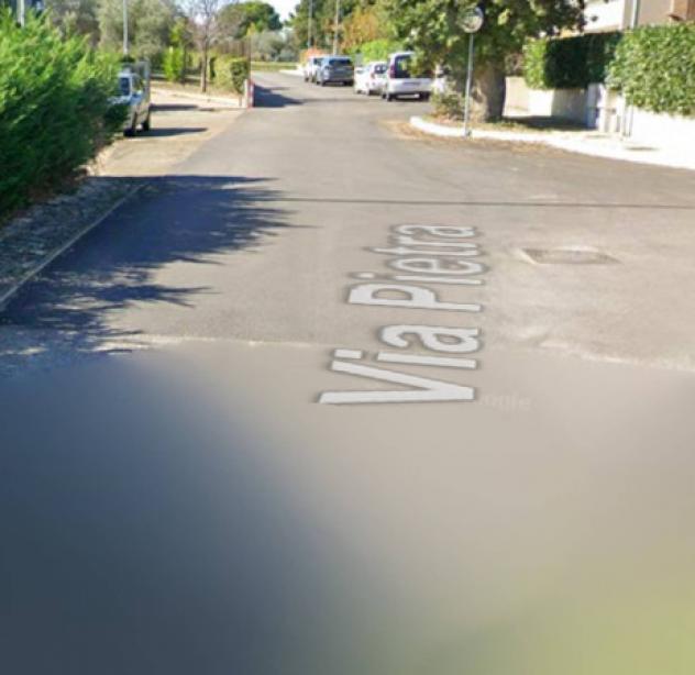 locale di sgombero in vendita a Vasto