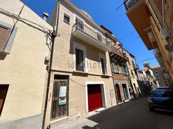 casa indipendente in vendita a Vasto in zona Marina