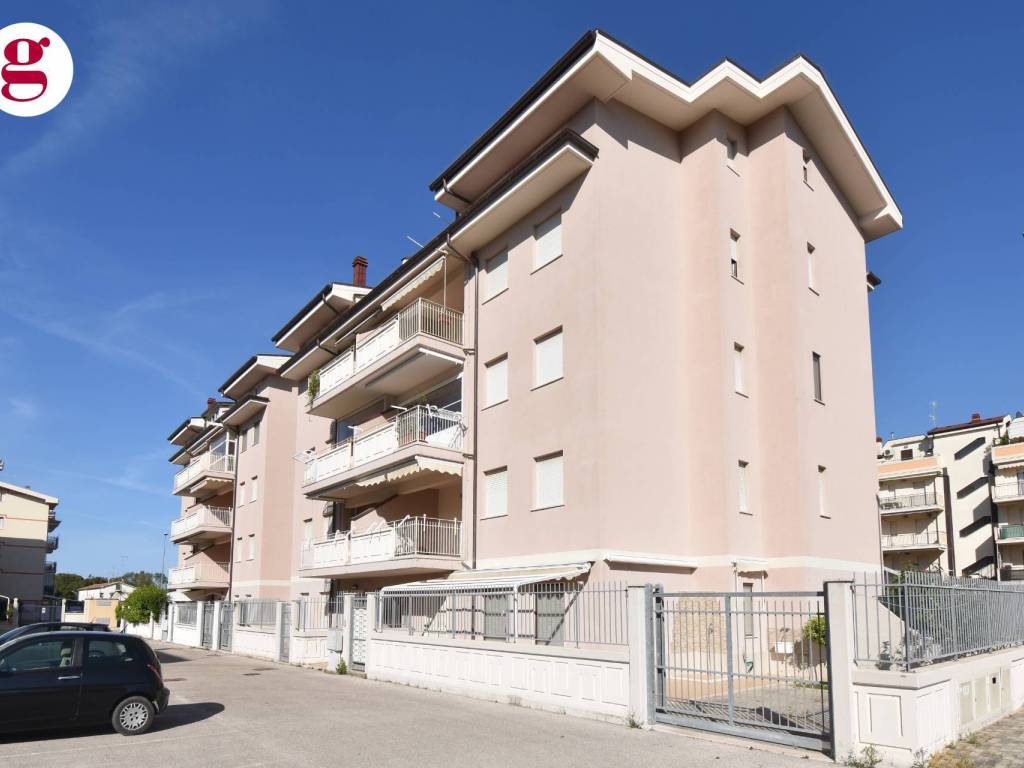 appartamento in vendita a Vasto in zona Marina
