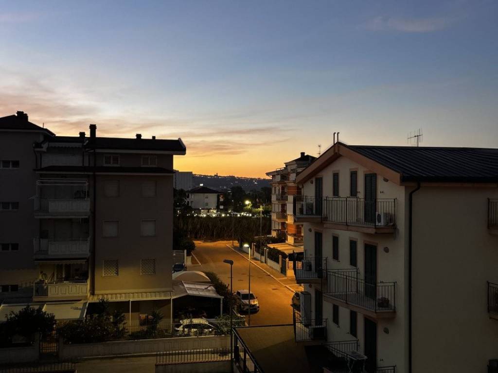 appartamento in vendita a Vasto in zona Marina