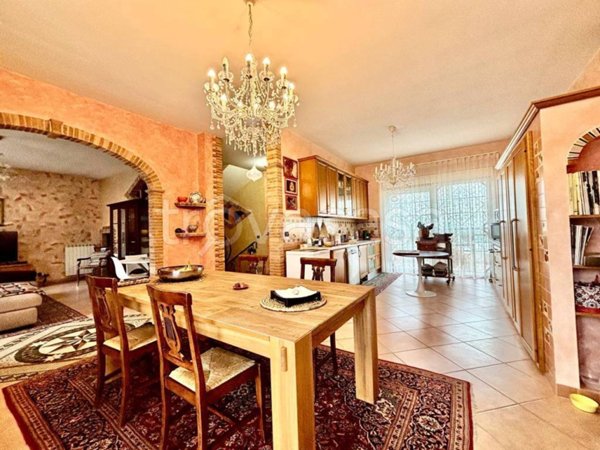 casa indipendente in vendita a Vasto in zona Incoronata