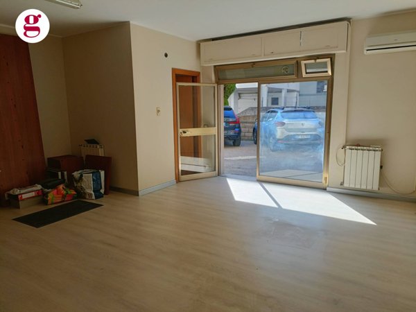 locale commerciale in vendita a Vasto