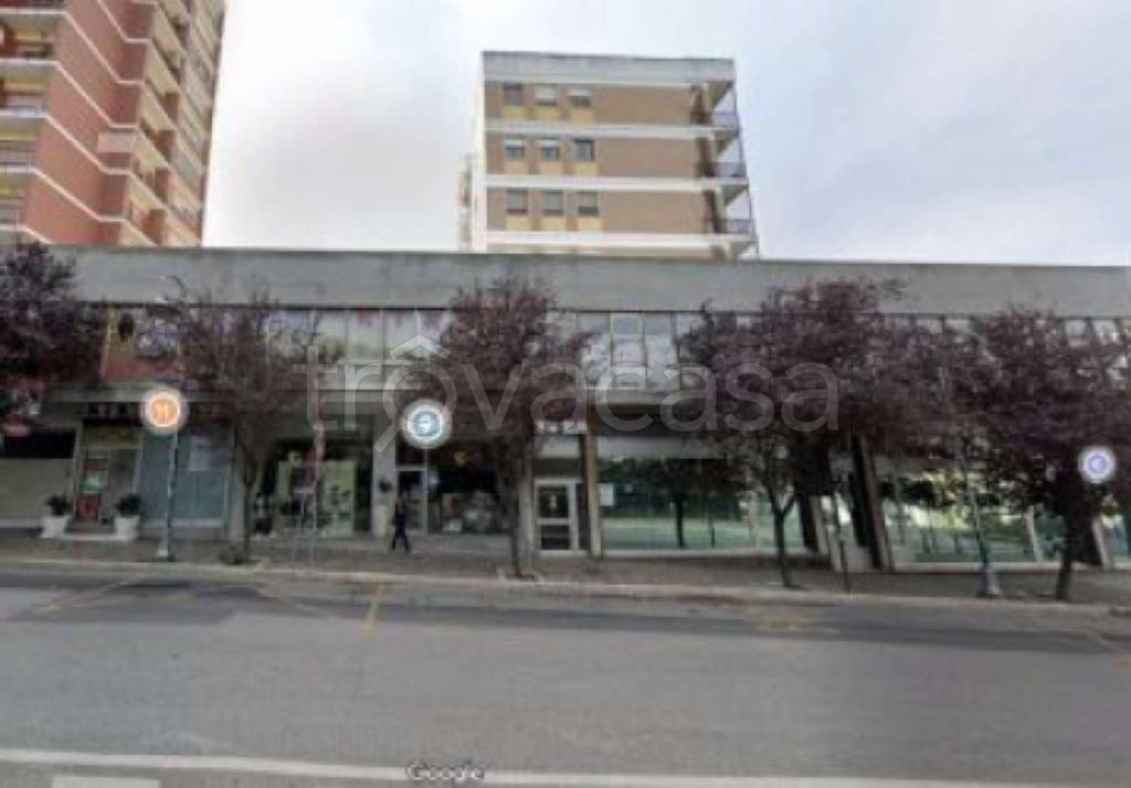 negozio in vendita a Vasto