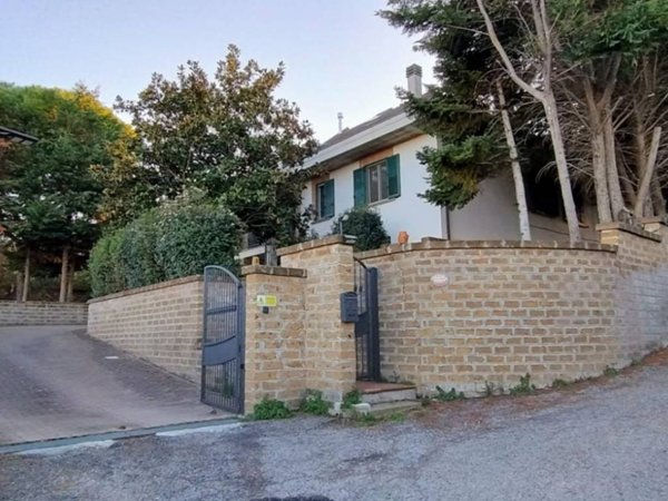 casa indipendente in vendita a Vasto in zona Pagliarelli