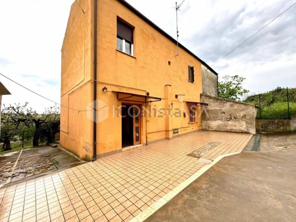 casa indipendente in vendita a Vasto in zona San Biagio