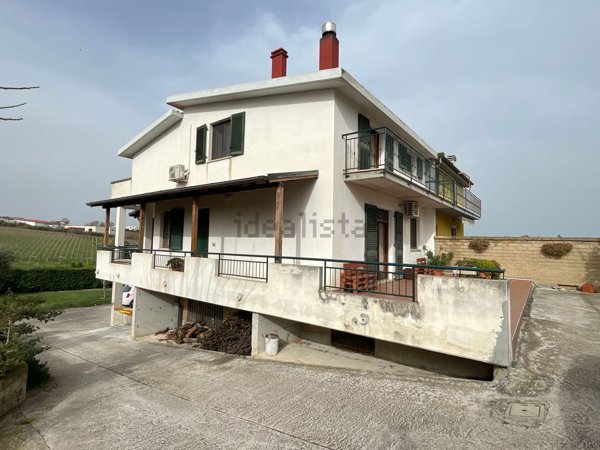 casa indipendente in vendita a Vasto