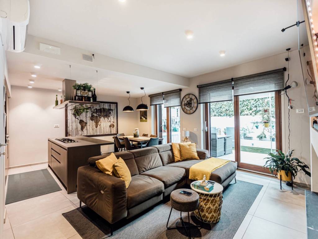 casa indipendente in vendita a Vasto in zona Incoronata