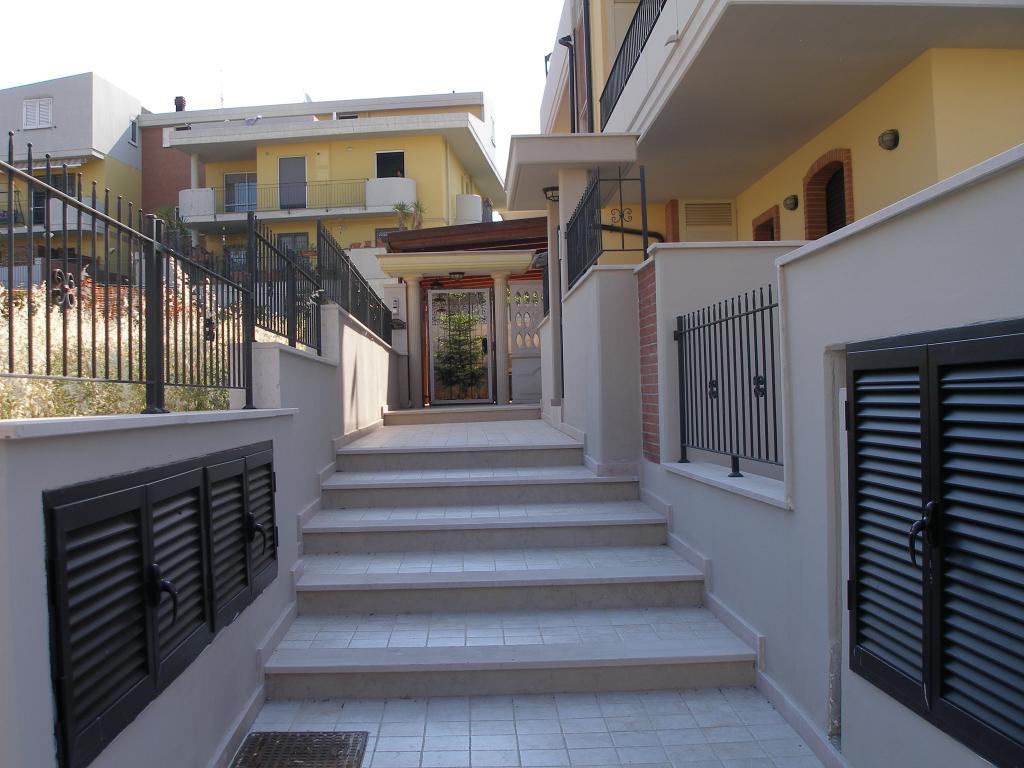 casa indipendente in vendita a Vasto