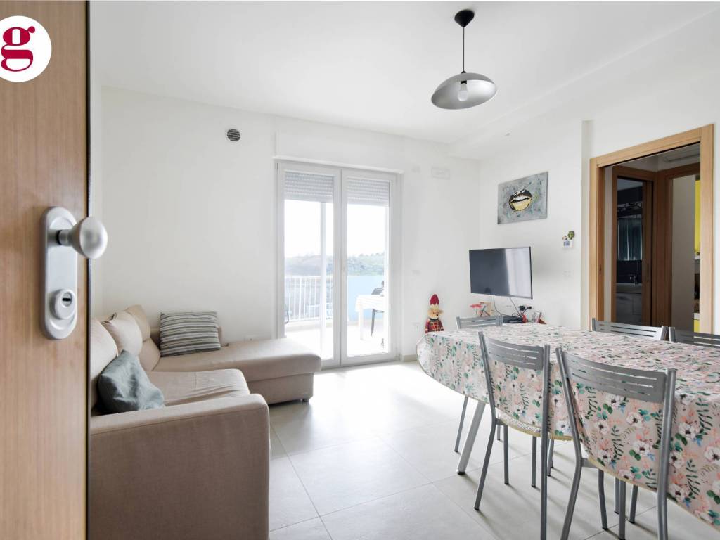 appartamento in vendita a Vasto in zona Marina