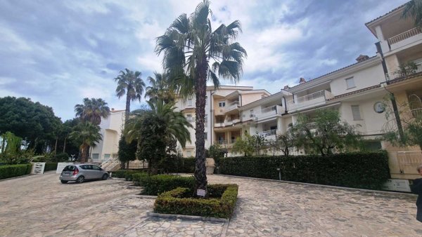 appartamento in vendita a Vasto in zona Marina