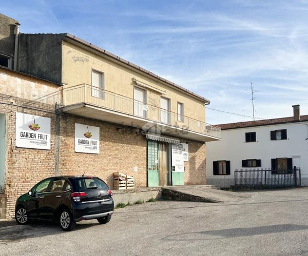 appartamento in vendita a Vasto in zona Incoronata