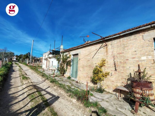 casa indipendente in vendita a Vasto