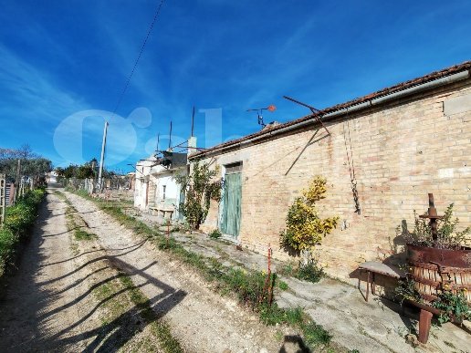 casa indipendente in vendita a Vasto