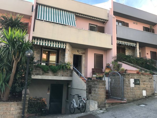 casa indipendente in vendita a Vasto
