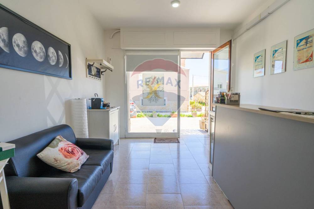 locale commerciale in vendita a Vasto in zona Incoronata