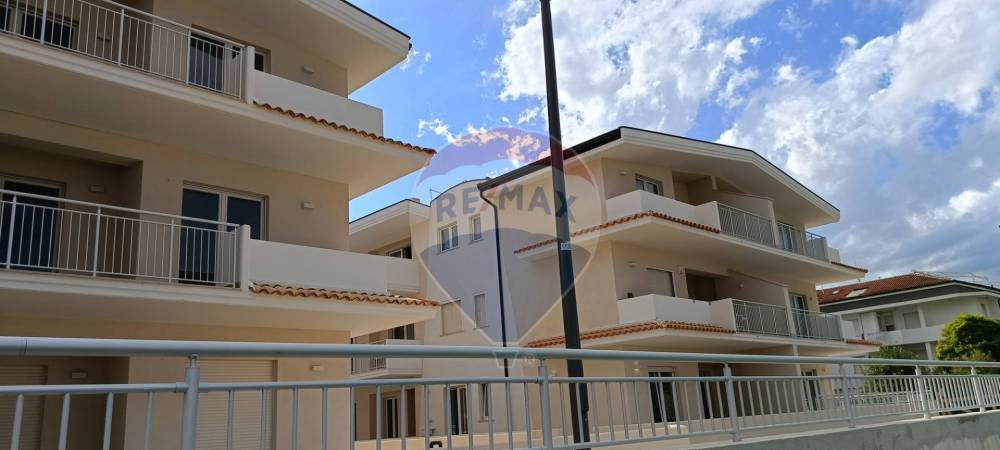appartamento in vendita a Vasto in zona Marina