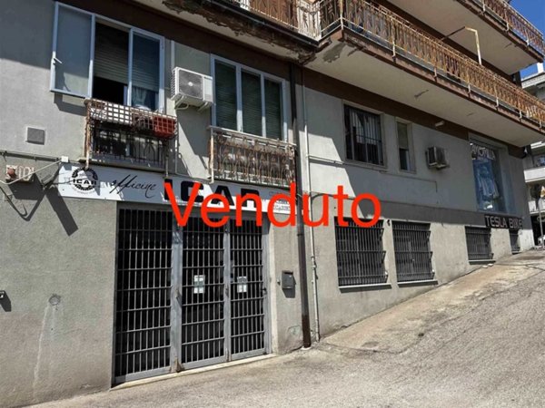 locale commerciale in vendita a Vasto