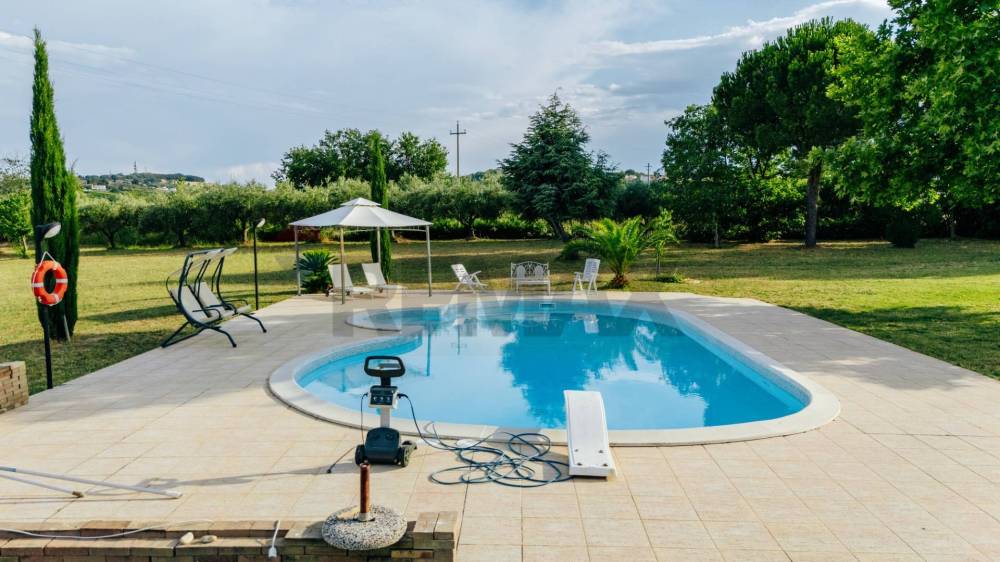 casa indipendente in vendita a Vasto
