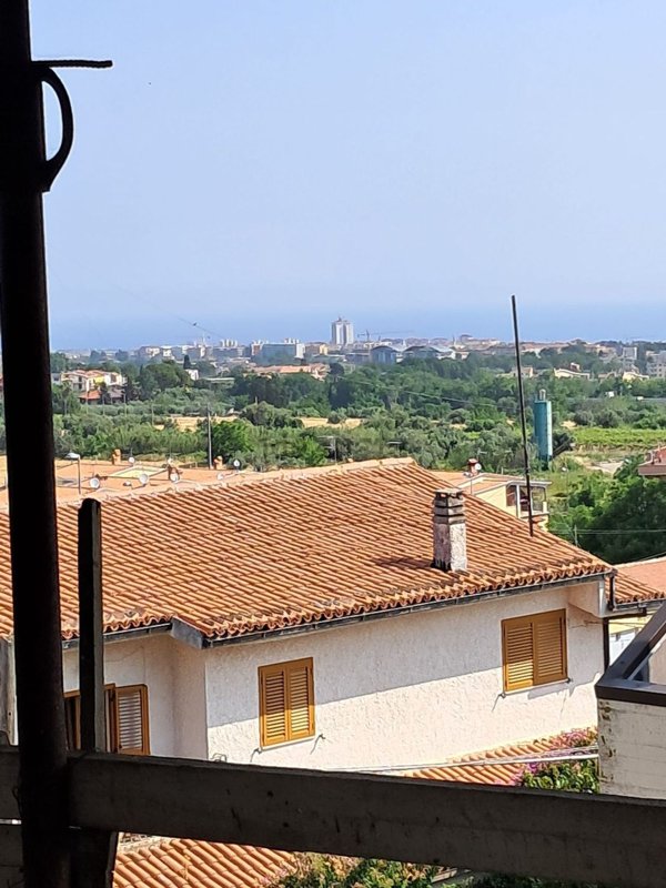 casa indipendente in vendita a Vasto