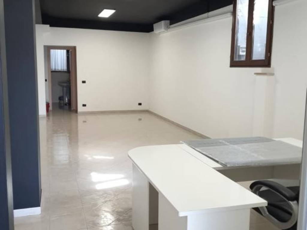 ufficio in vendita a Vasto