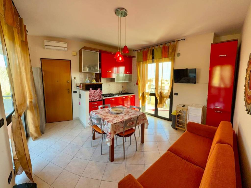 appartamento in vendita a Vasto in zona Marina