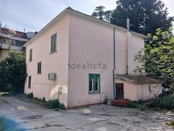 casa indipendente in vendita a Vasto