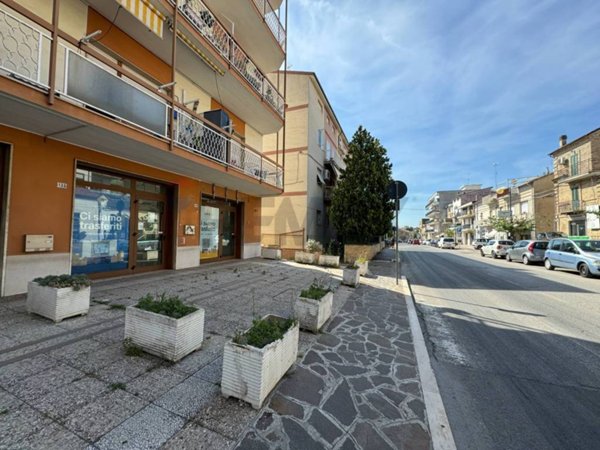 negozio in vendita a Vasto