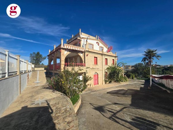 casa indipendente in vendita a Vasto in zona Incoronata