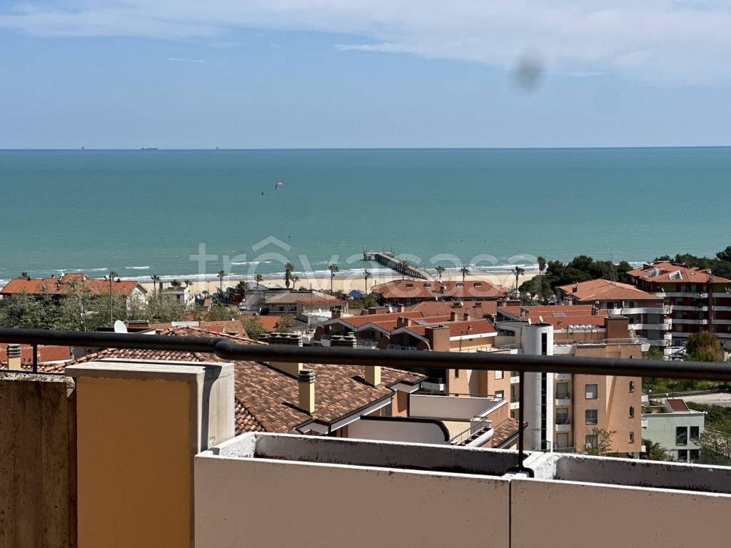 appartamento in vendita a Vasto in zona Marina