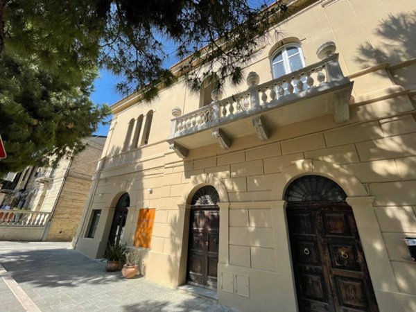 casa indipendente in vendita a Vasto