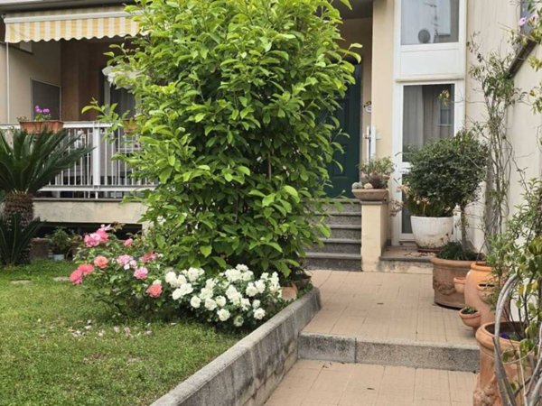 casa indipendente in vendita a Vasto