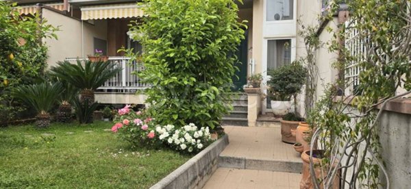 casa indipendente in vendita a Vasto
