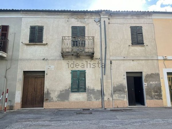 casa indipendente in vendita a Vasto